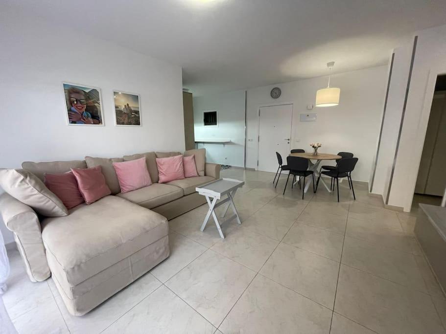 Happy Space Apartment Los Cristianos  Esterno foto